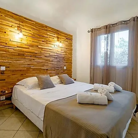 Hotel apartamentowy Dolce De Palombaggia 4*