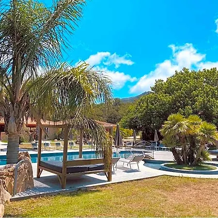 Hotel apartamentowy Dolce De Palombaggia 4*