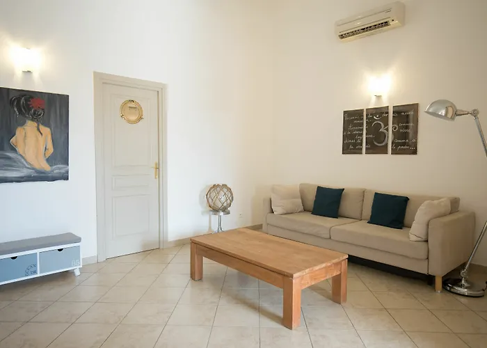 Lejlighedshotel Dolce De Palombaggia 4*