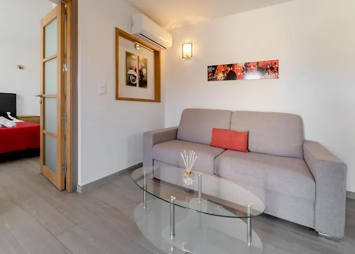 Lejlighedshotel Dolce De Palombaggia 4*